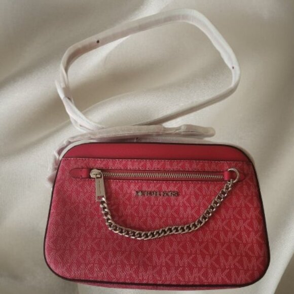 Michael Kors Jet Set Travel Crossbody Bag Hot Pink NWT - Picture 1 of 5